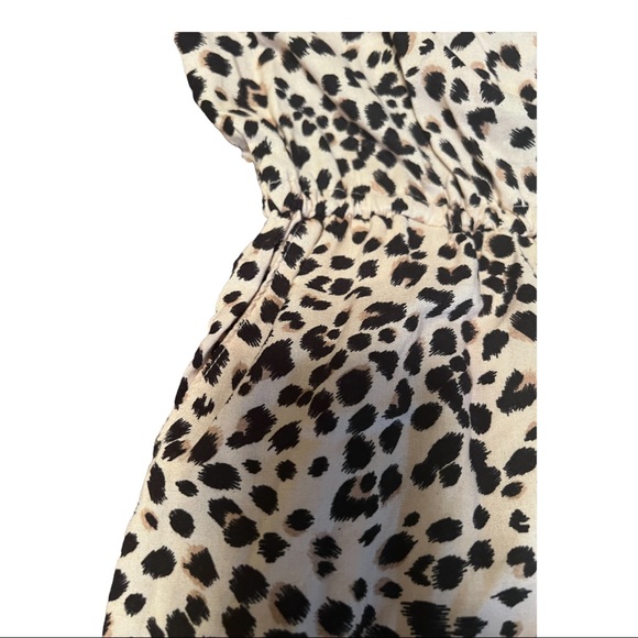 H&M • Divided • 
Viscose Romper • Size 6 •Beige/Leopard Print • NWOT - Picture 9 of 10